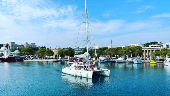 Rhodes: Wind All-Inclusive Sunset Cruise on a Sailing Catamaran