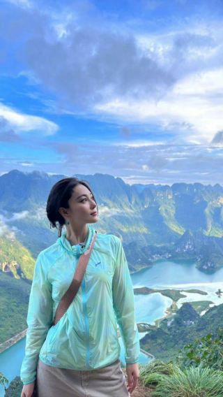 張馨予+百色凌雲+浩坤湖+徒步15公里+難度係數2顆星