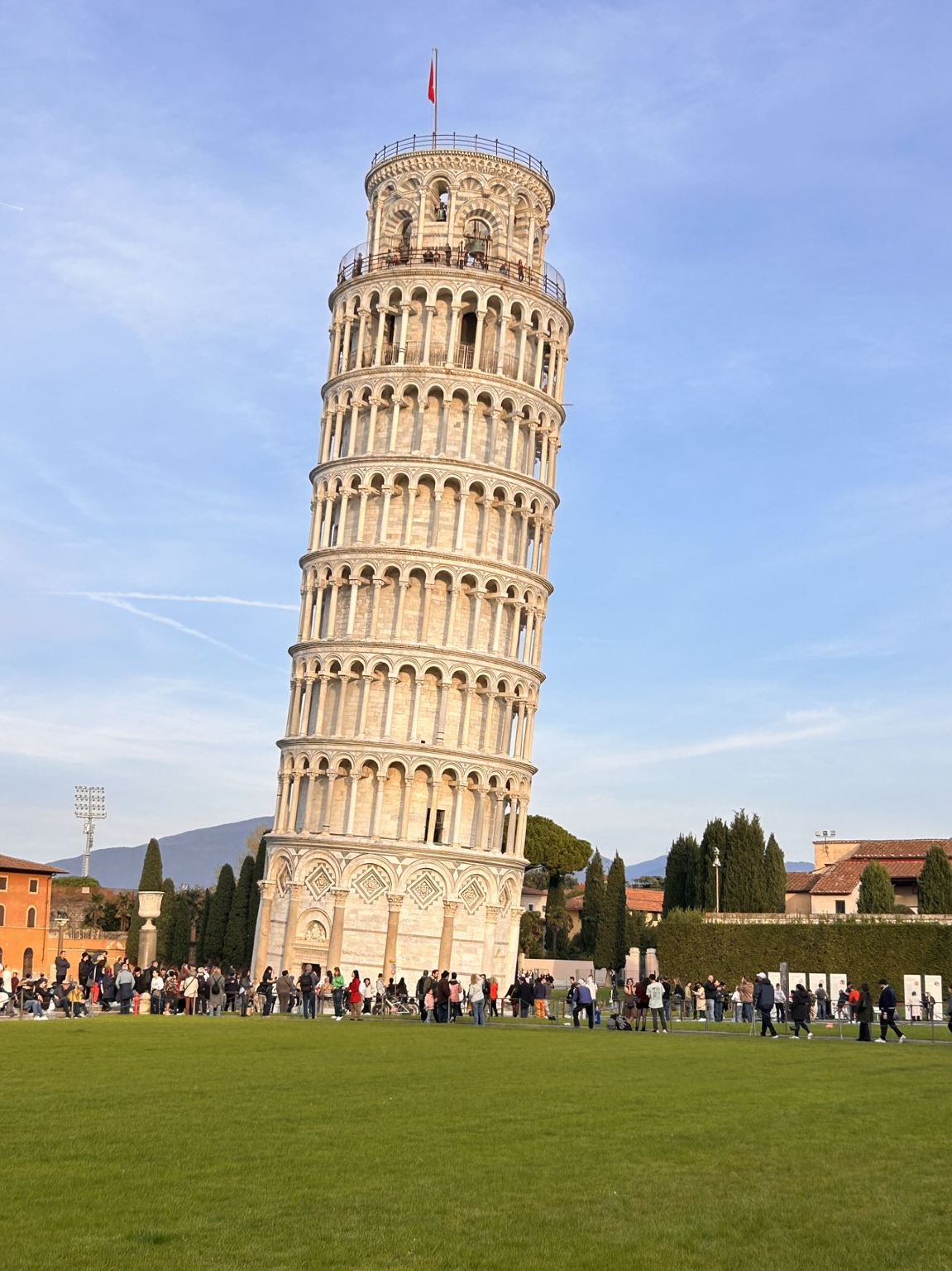托斯卡納雙城奇緣丨比薩斜塔奇跡+佛羅倫斯 一日中文包車之旅