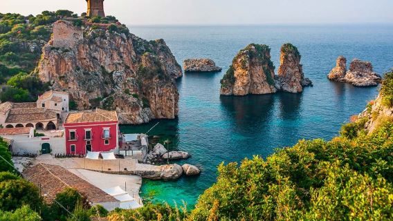 Castellammare: Chuyến đi thuyền trong ngày đến San Vito Lo Capo kèm bơi lội