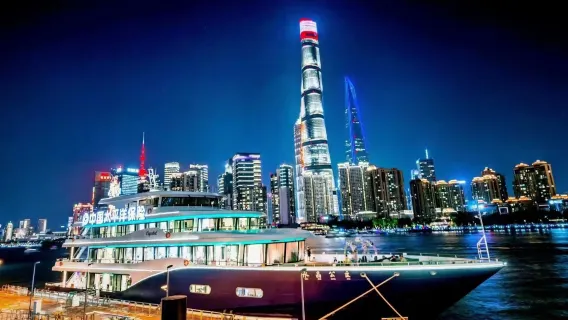 Crucero nocturno por el río Huangpu en Shanghái: Gran barco nocturno [Barco Dragón/Princesa de Cristal (opción de cena buffet o sala privada + crucero nocturno)]