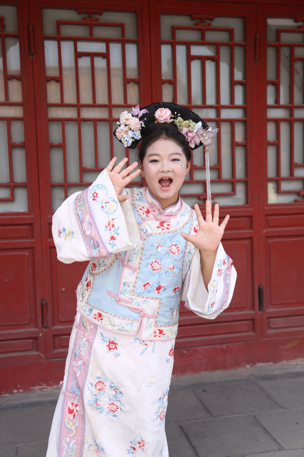 Xiaoheyan Morning Market + Xiaonan Catholic Church + Shenyang Imperial Palace + Marshal Zhang's Mansion Museum + Zhongjie Street + September 18th Memorial Museum