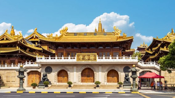 Shanghai sur mesure : Voiture avec chauffeur/Guide touristique - Résidence de Soong Ching-ling + Route Wukang + Temple Jing'an + Parc Fuxing