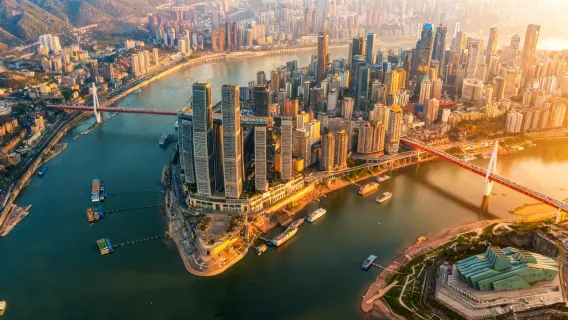 Crucero por los dos ríos de Chongqing - Serie Jinbi (Tour nocturno destacado + Paisajes nocturnos de Chongqing + Experiencia de la cultura Bayu)