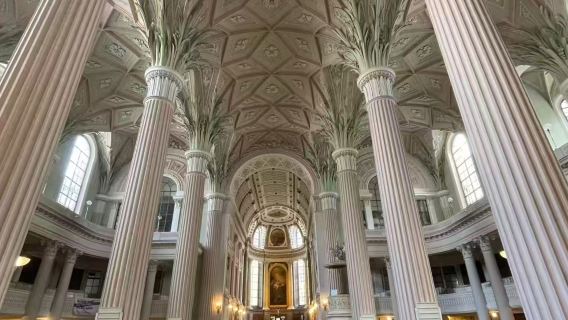 德國柏林周邊茨溫格宮+德勒斯登聖母教堂+軍事歷史博物館一日遊