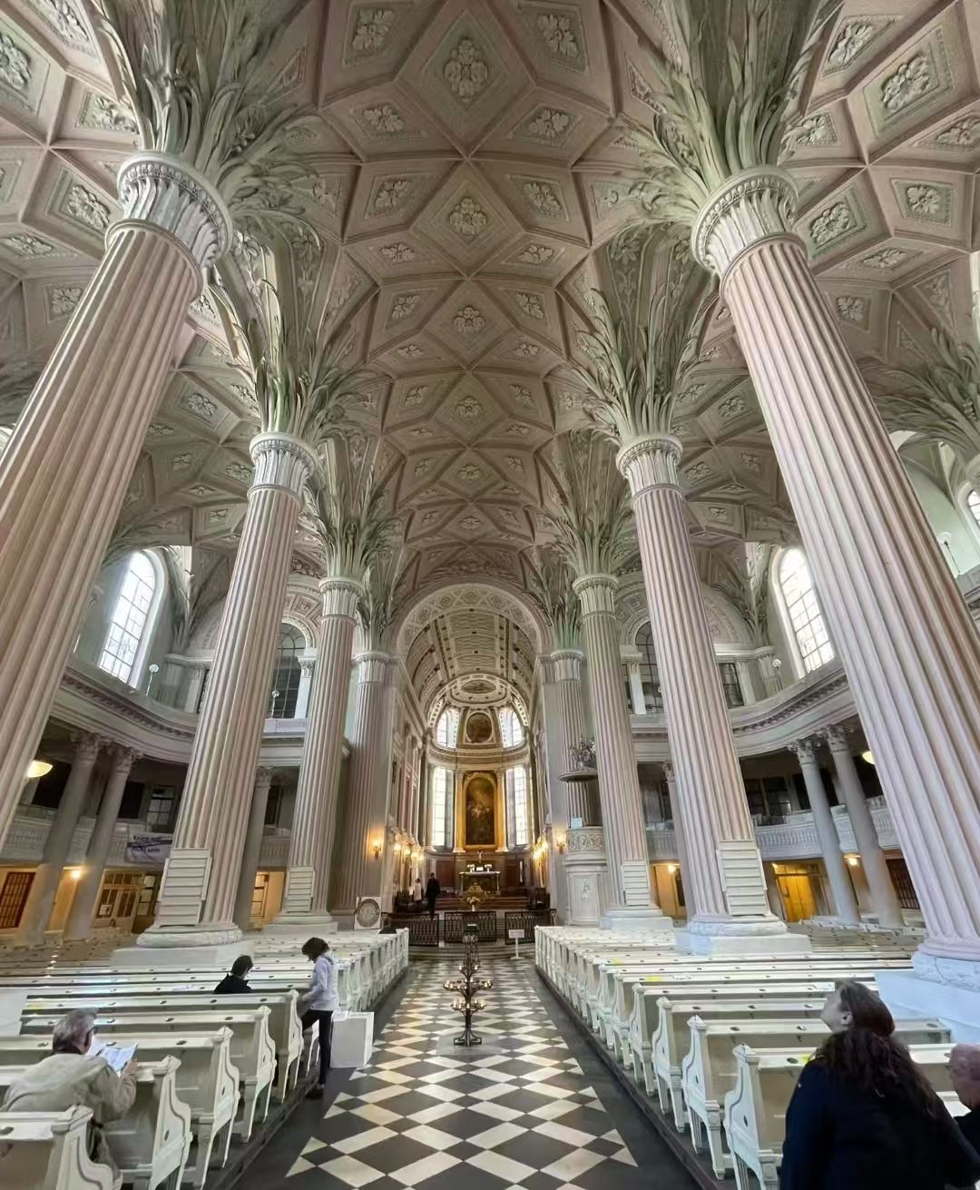 德國柏林周邊茨溫格宮+德勒斯登聖母教堂+軍事歷史博物館一日遊