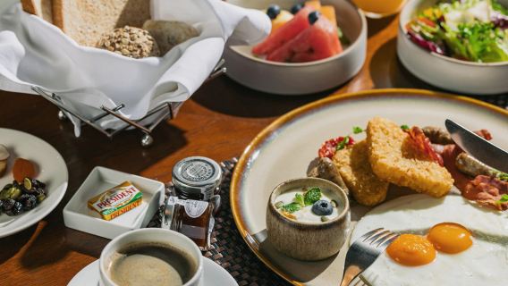 Weekday Semi-Buffet Breakfast Voucher for 4 at MADISON TAIPEI Hotel Italian Restaurant