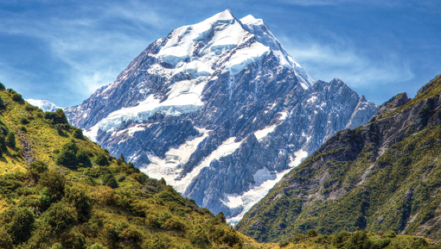 Half-day sightseeing tour between Queenstown and Aoraki / Mount Cook