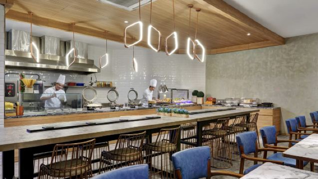 Servicio VIP en la Sala Plaza Premium Lounge del Aeropuerto Internacional de Mactán-Cebú (CEB) | Experiencia de tránsito y espera de 3 horas con comidas incluidas