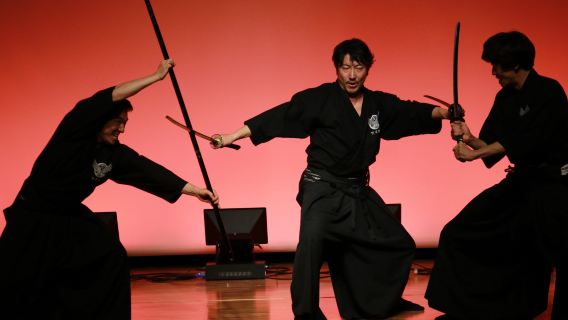 Tokyo abe dojo: experience samurai sword fighting! ~aim to be the last samurai~