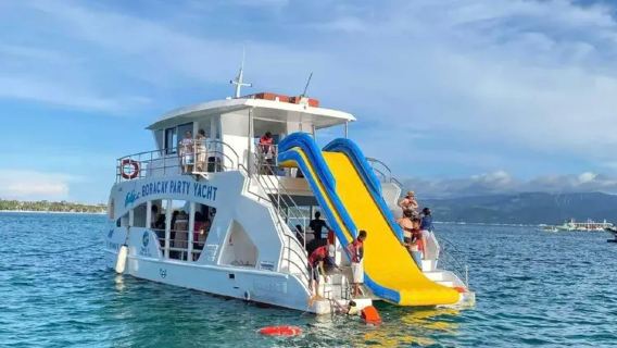 Boracay sunset party in the Philippines (white beach sunset cruise + seaside champagne celebration)