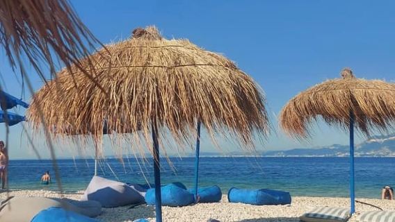 Durrës: Jaskinia Haxhi Ali, Plaża Karaburun i Wyspa Zvërnec