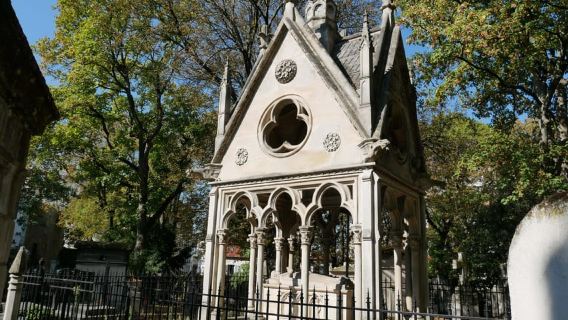 París: Visita al Cementerio del Père-Lachaise con crucero por el río Sena
