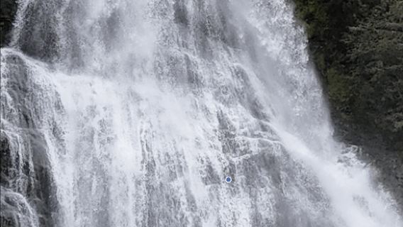 Olden: Scenic glacier and Waterfall Tour with Snacks