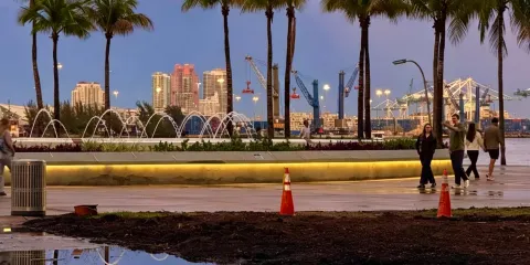 美邁阿密南海灘-温尼伍德牆-小哈瓦那-海灣市場-中文包車-精選