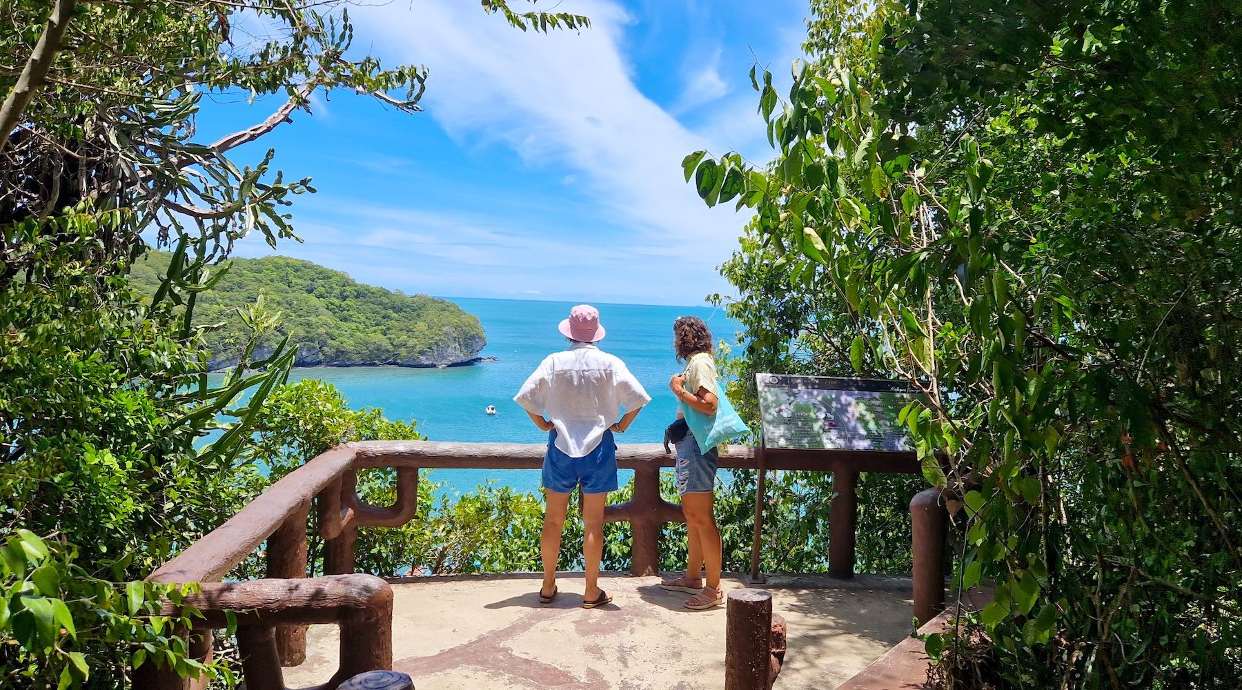 From Koh Samui: Day Tour Ang Thong with Kayak, Snorkel & Lunch