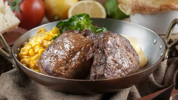 Taipei Palais de Chine Hotel Le Thé 10 oz steak set lunch or dinner voucher for 2 (no extra charge on holidays)