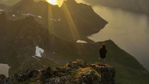 挪威特羅姆瑟-網紅-塞尼亞島+可週邊多日-包車【精選老司機】