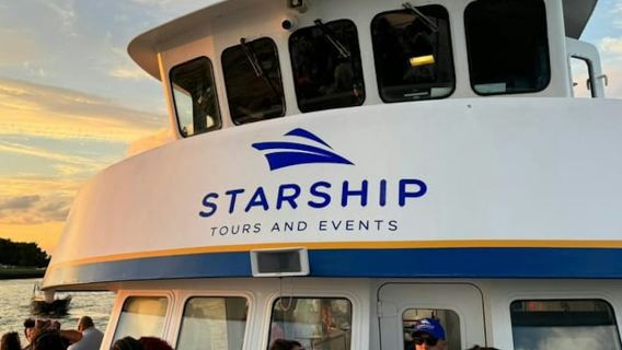 New York: 90-Minute Lower Manhattan Landmarks Sightseeing Cruise