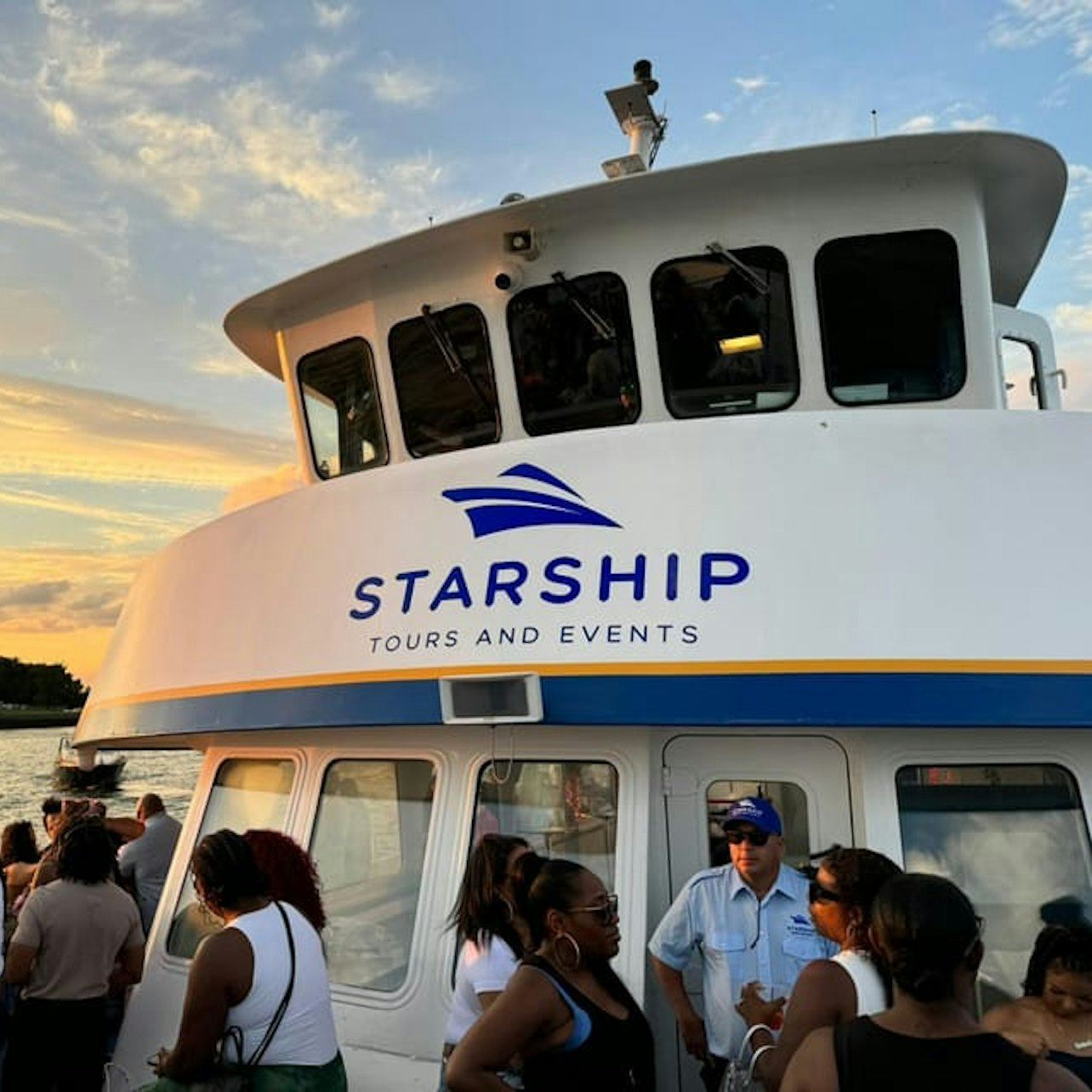 New York: 90-Minute Lower Manhattan Landmarks Sightseeing Cruise