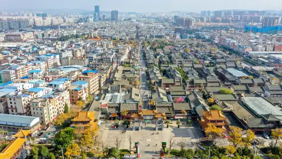 昆明全鏡翻譯/導遊/地陪 | 人文景點翻譯/商務翻譯| 景點遊玩| 英文/俄文/小語種| 歡迎諮詢