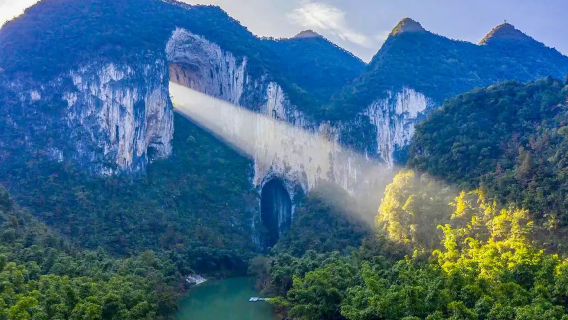 安順格凸河風景區一日遊【1單1團| 追光「峭壁芭蕾」】