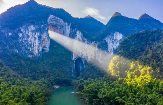 安順紫雲格凸河風景名勝區一日遊【1單1團|追光「峭壁芭蕾」
