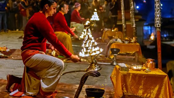 Half Day Pashupatinath Evening Aarti & Boudhanath Stupa Tour