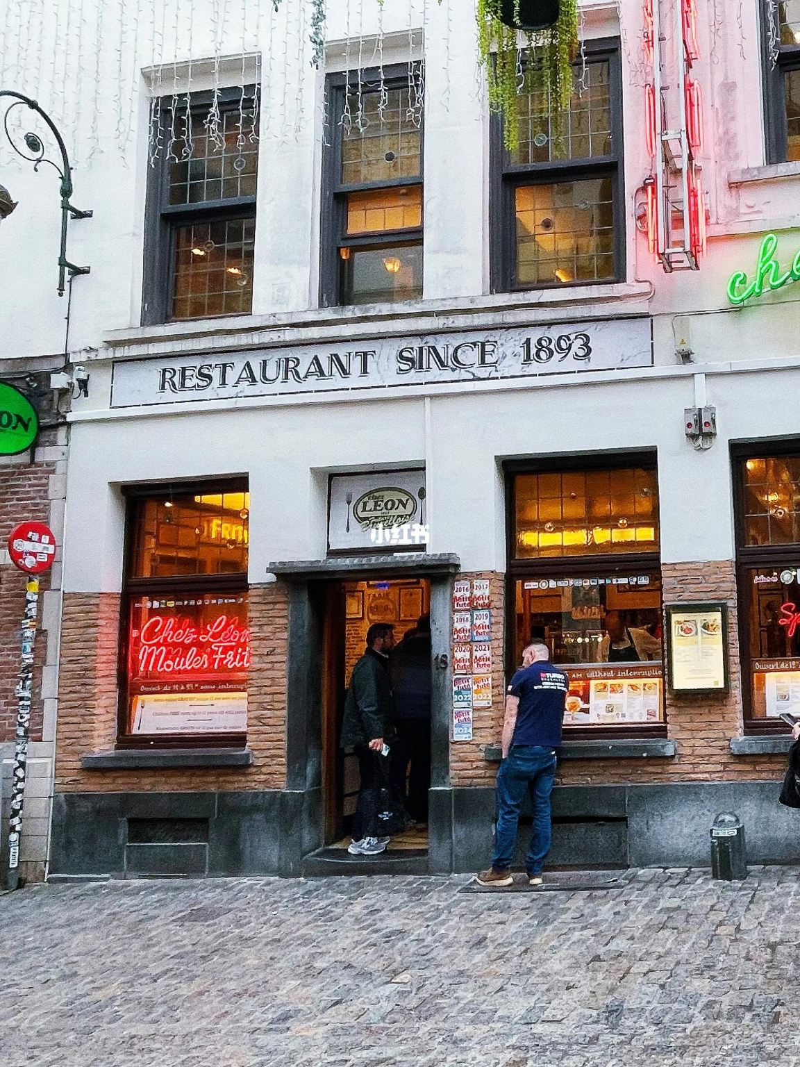 Tischreservierung im beliebten Restaurant Chez Léon in Brüssel, Belgien