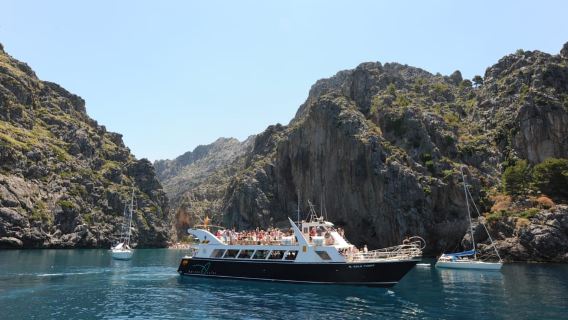 Boat trip from Sóller to Sa Calobra - Torrent de Pareis