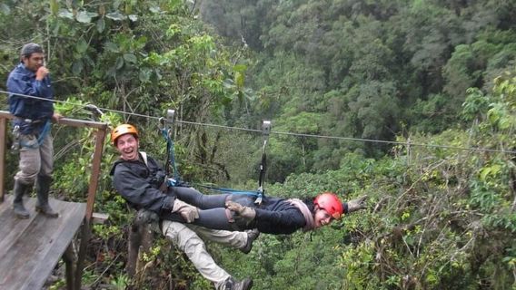 Baños: Canopy Ziplining di Taman Kembara Puntzan