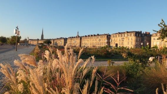 Semi-Private - Landmarks of Bordeaux