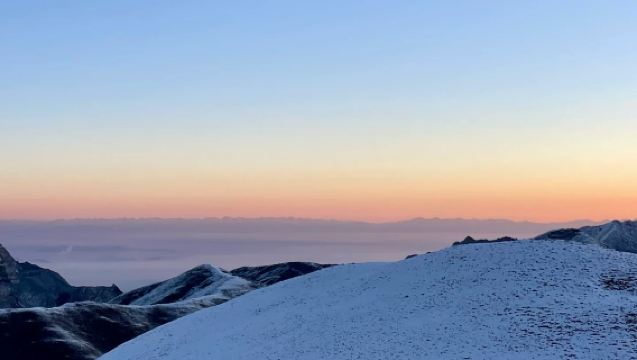 Sunrise & Sea of Clouds: Chaka Salt Lake + Laji Mountain Sunrise 1-Day Tour