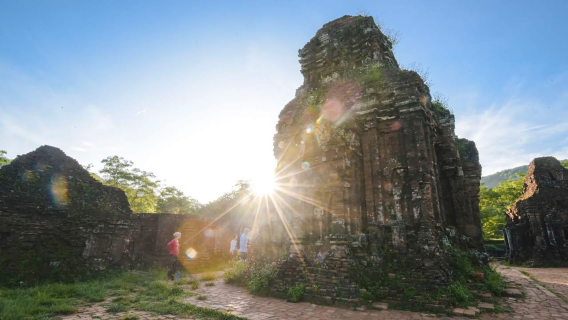 Vietnam My Son Sanctuary half-day tour + Da Nang/Hoi An departure + hotel pickup and drop-off