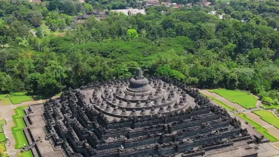 Tour del Tempio di Borobudur a Yogyakarta