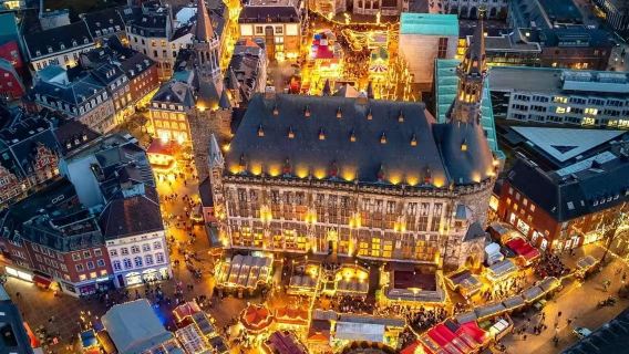 里斯本出發·辛特拉聖誕王國+卡斯凱什市集中文定制包車一日遊