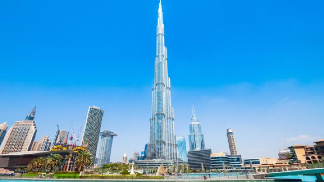 Lawatan sehari di Dubai termasuk Burj Khalifa + Bingkai Emas + Pulau Palma + Bandar Lama [Sesuaikan perjalanan sewaan peribadi]