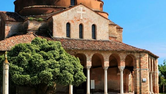 Murano, Burano e Torcello: tour in barca da Piazza San Marco + dimostrazione di soffiatura del vetro