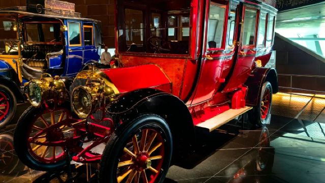 德國斯圖加特市區打卡網紅景點-漫步老城感受歷史-包車-精選