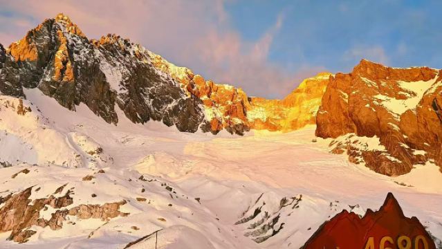 ลี่เจียง ภูเขาหิมะมังกรหยก (สายเคเบิลใหญ่ + หุบเขาพระจันทร์สีน้ำเงิน) ทัวร์ส่วนตัว + ทัวร์จริงไม่มีช็อปปิ้ง + ออกซิเจน 2 ขวด + ห้องอาหาร Snow Kitchen