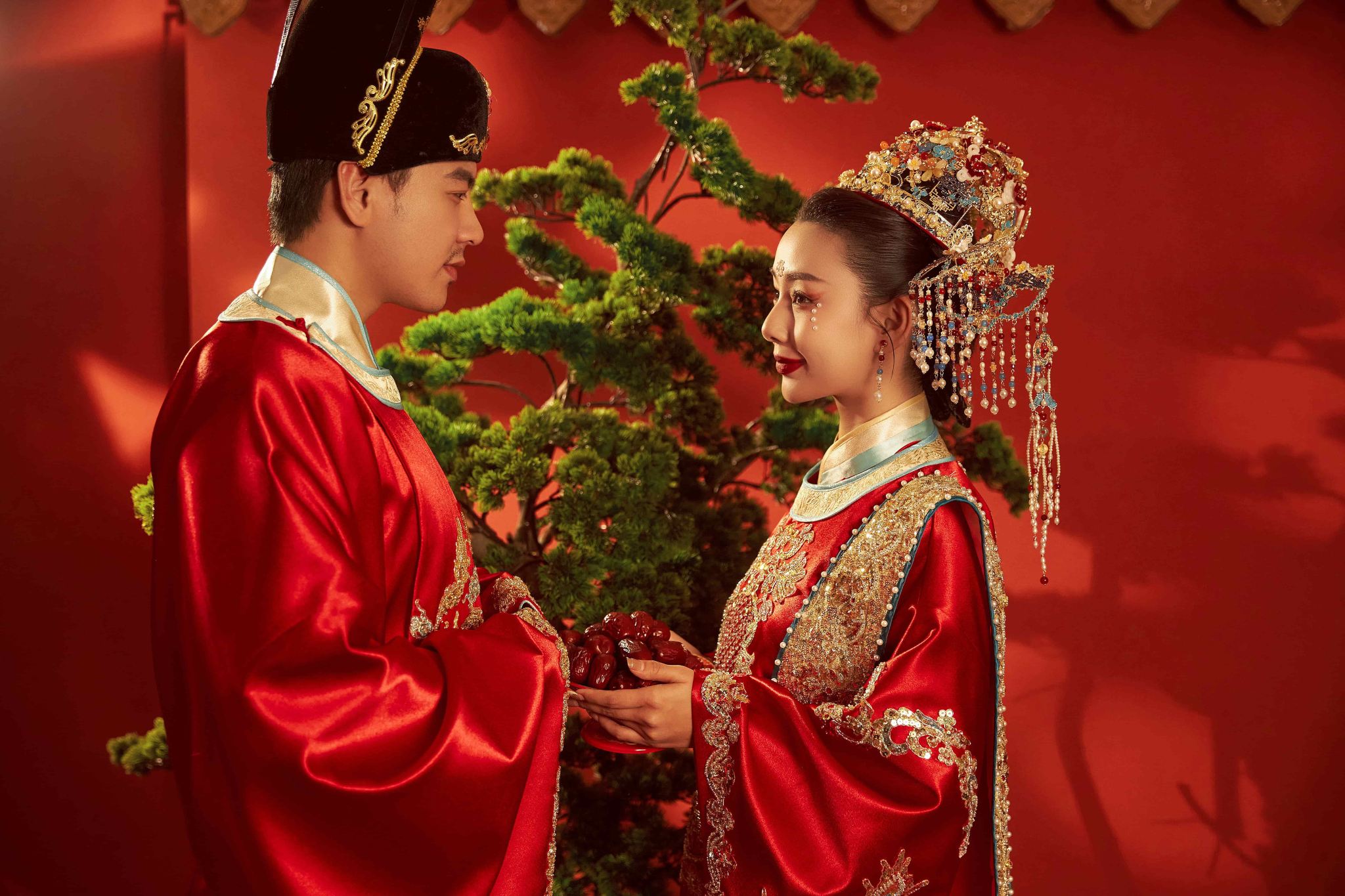 Yuanyang Trip Moments[Maosui Temple/Artificial Lake/Thousand-Acre Peach Orchard/Guide + Trip Moments + Wedding Photography with Aerial Videography]