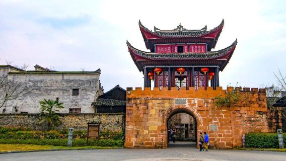 Lawatan Sehari Bandar Lama Qianyang + Pusat Perdagangan Lama Hongjiang (Satu Pesanan Satu Kumpulan / Perjalanan Bebas)