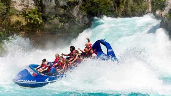 Speedboot zu den Huka Falls in Taupo – Taupo Hukafalls Jet