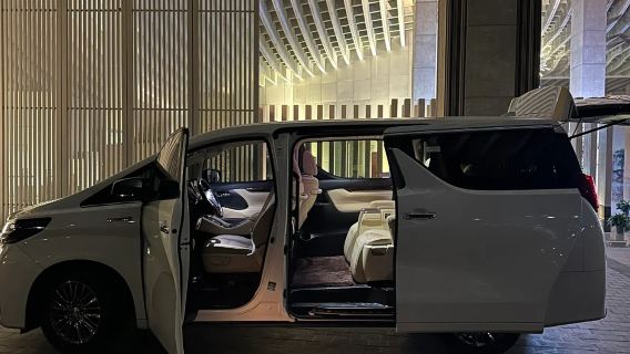 Servizio di noleggio con conducente esclusivo privato transfrontaliero Hong Kong-Shenzhen e Hong Kong-Macau (sola andata o andata e ritorno), trasferimento porta a porta con minivan 7 posti, passaggio doganale rapido e collegamento diretto a qualsiasi località della Greater Bay Area