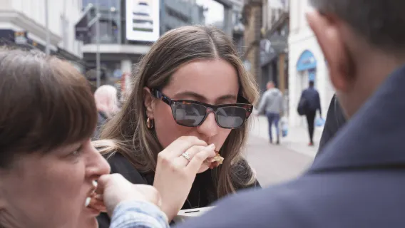 Leeds: Guided Food Tour with 7 Stops