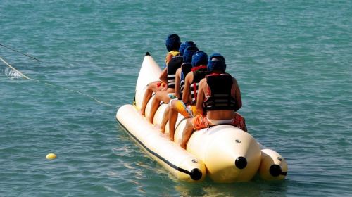 Dubai Attraction: Banana Boat Ride Day Tours 1