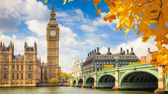 London in One Day: Guided Bus Tour with Changing of the Guard & River Cruise