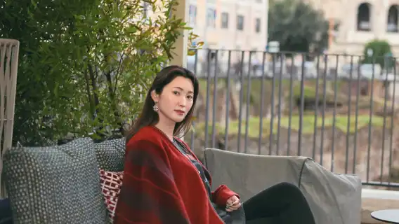 Rome Travel Photography in Italy[Rome, Italy wedding photography package with professional photographer for pre-wedding and wedding day photo shoots]