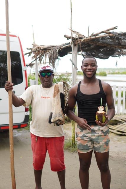 Cartagena: Artisanal fishing through the mangroves