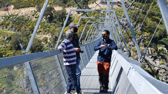 From Porto: Guided Tour of the 516 Arouca Suspension Bridge and Paiva Walkways